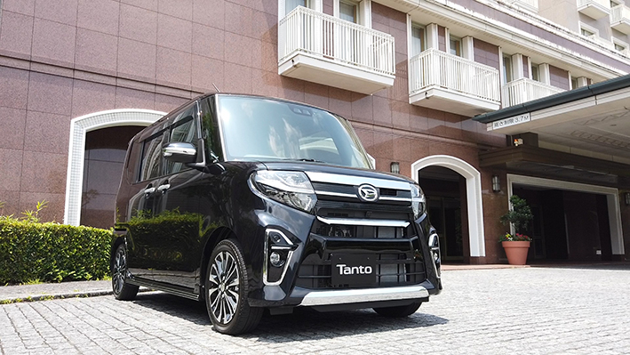 その悩み5分で解決 タントをデザインで選ぶポイントとは 今日も決まらない新車選び