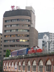 肉の万世と出雲号