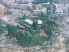 ホテルエンパイア付近の航空写真。2005年5月10日撮影らしい。