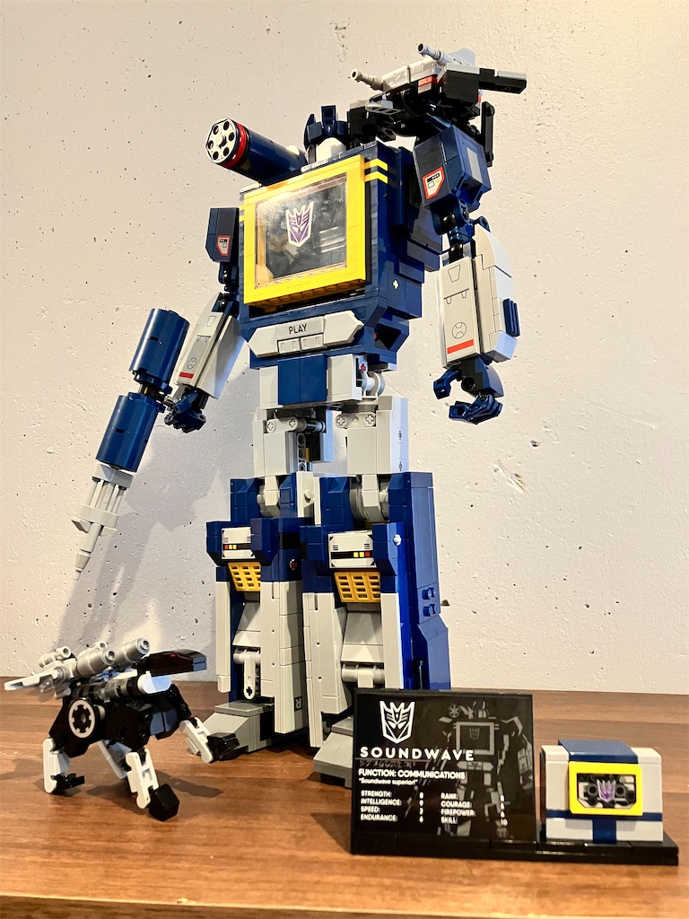 【未開封】　トランスフォーマー　マスターピース　サウンドウェーブ　カセットロン おもちゃ：MP-13 サウンドウェーブ+カセットロン レビュー | 雑