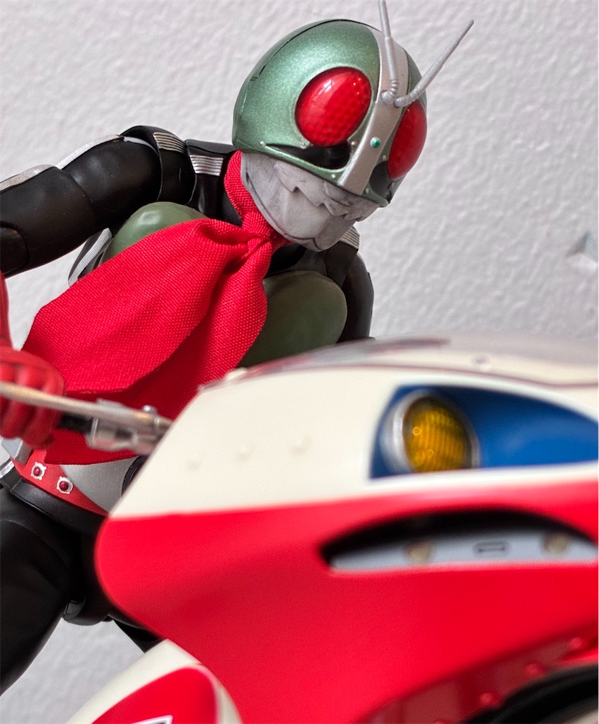 S.H.フィギュアーツ真骨彫仮面ライダー新1号/新2号/新サイクロン号