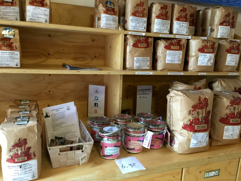 f:id:adamtomoko:20160621005536j:plain f:id:adamtomoko:20160621005536j:plain