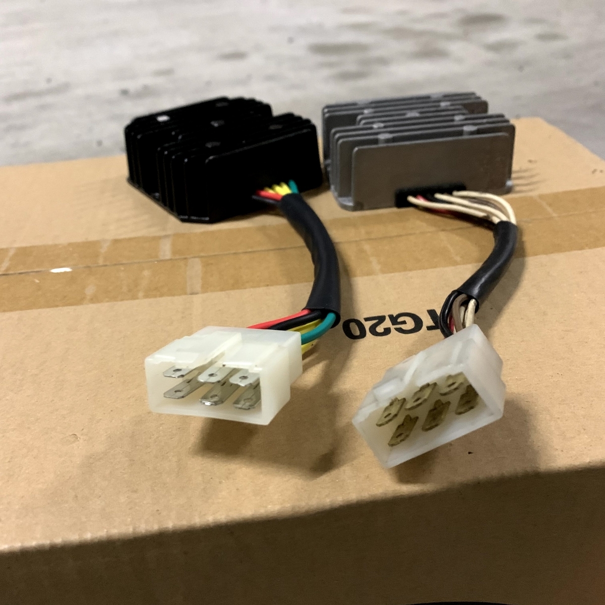 RZ250 RZ350 純正レクチファイヤ&レギュレーターASSY
