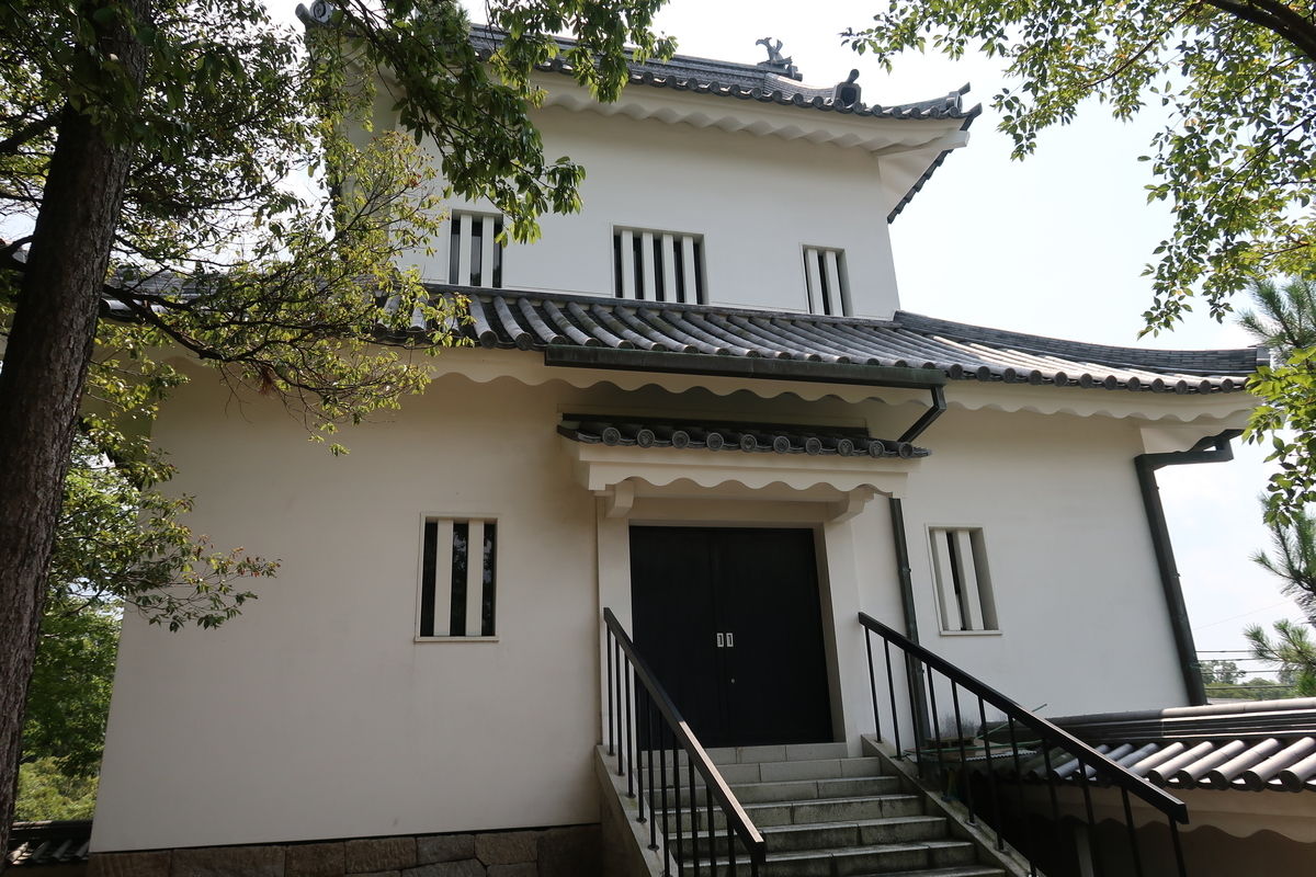 f:id:adonismos:20190821223512j:plain f:id:adonismos:20190821223512j:plain