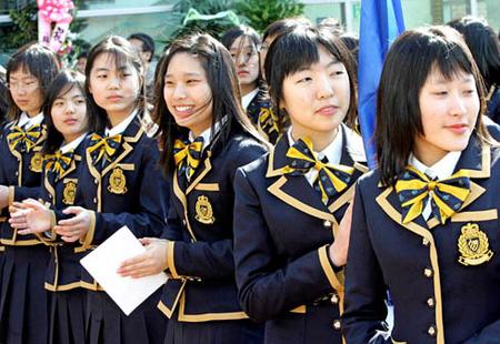 韓国の高校の制服 韓国 中央日報 Aerodynamik 航空力学