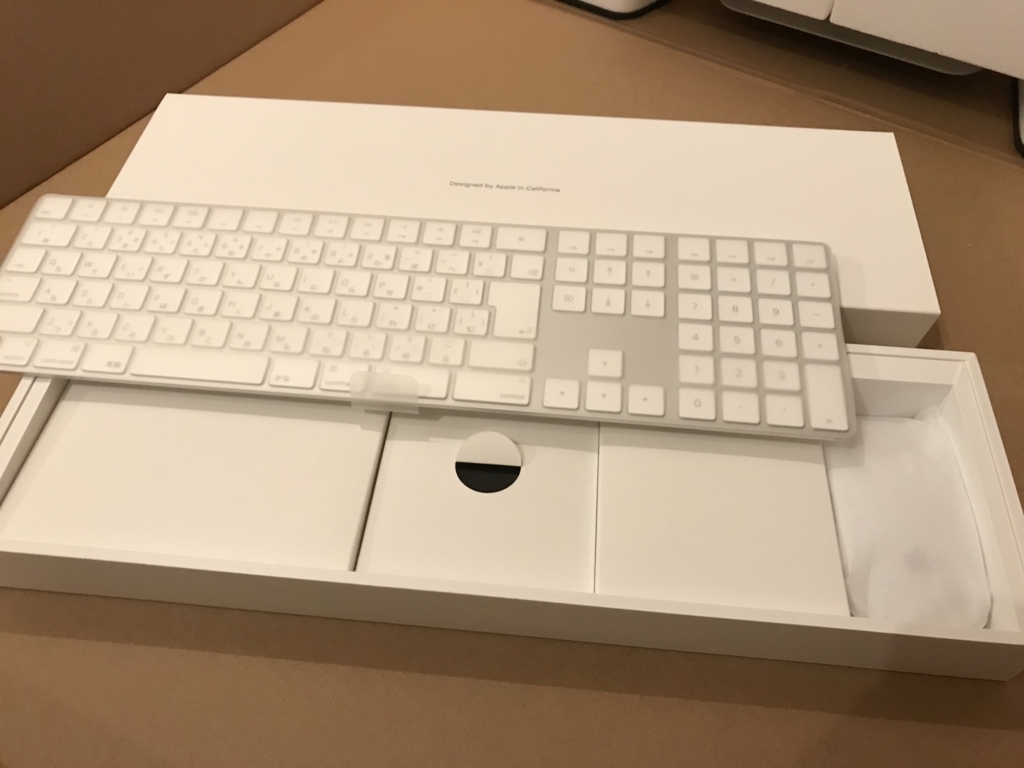 iMac 2017 27インチ 5K 買いました & メモリ40GBに増設!【レビュー iMac 2017 27インチ 5K 買いました & メモリ40GBに増設!【レビュー