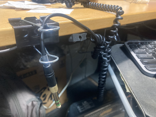 オーディオジャックスタンド