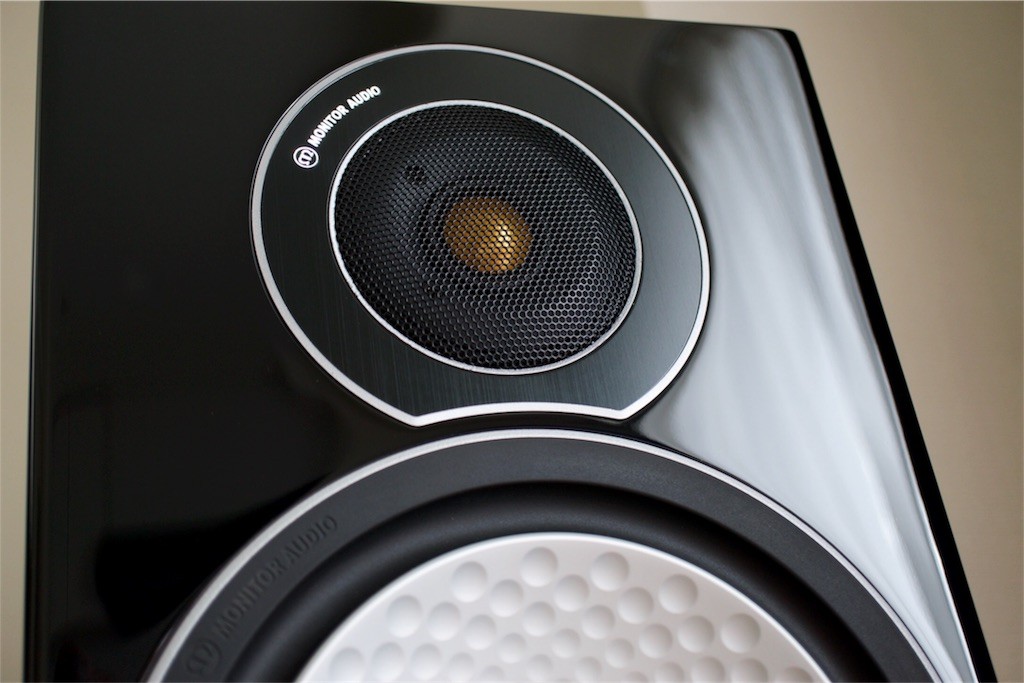 MONITOR AUDIO SILVER 2 明るく元気な優等生 - あくろぐ