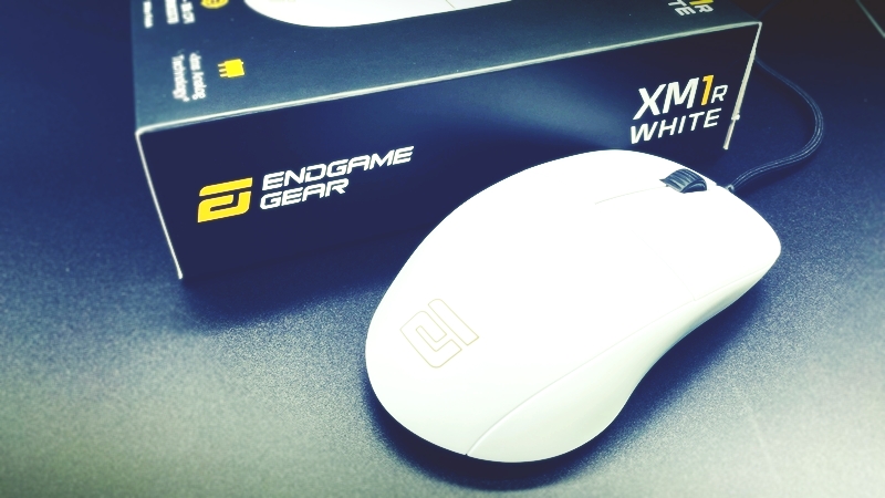 ENDGAME GEAR XM1r White ゲーミングマウス