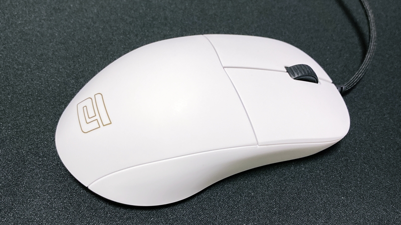 Endgame Gear XM1r レビュー】多くの人にオススメ出来る、最優秀な有線