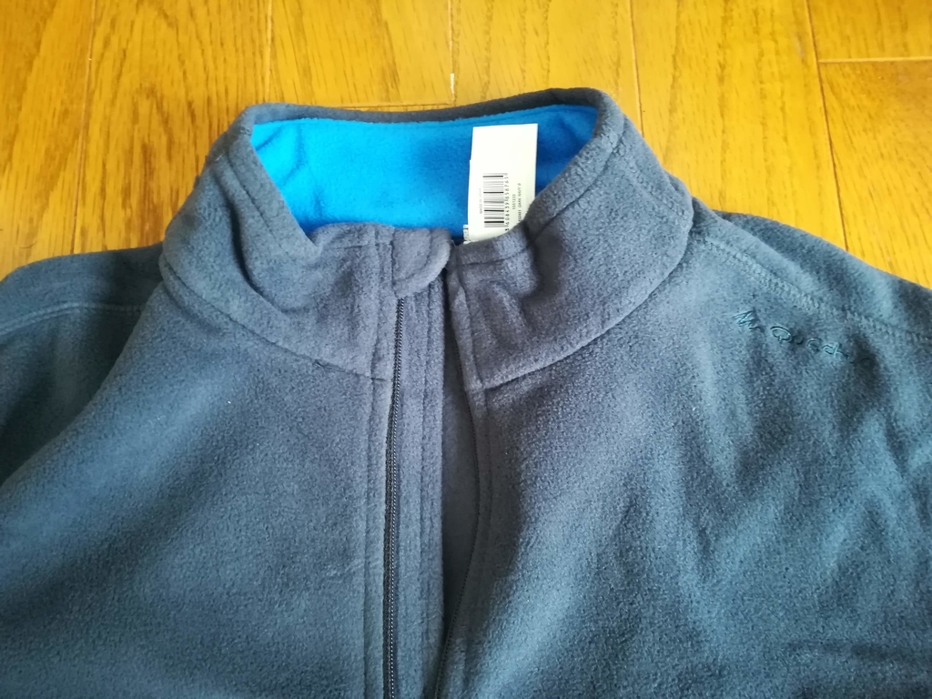 デカトロン　ケシュア　フリース　990円　2