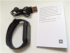 Xiaomi、MiBand5、本体、付属品