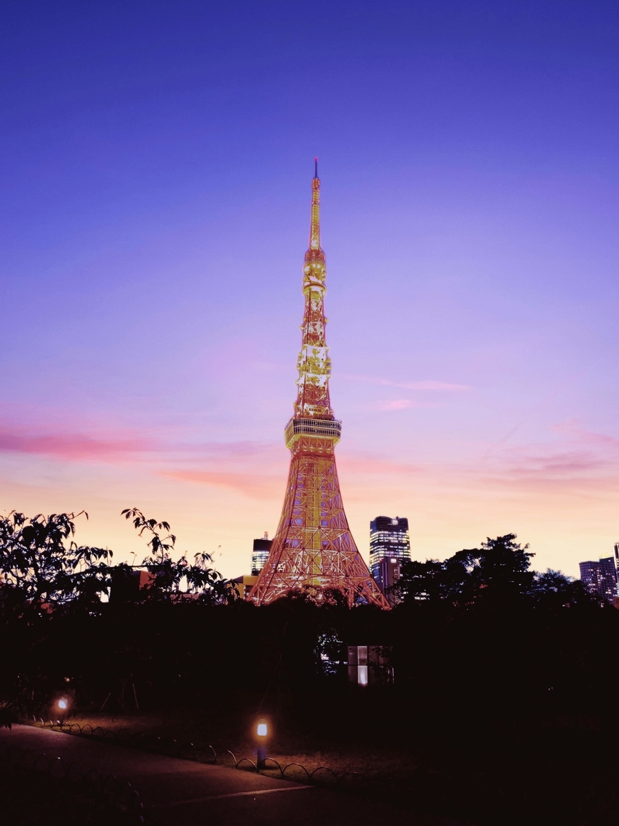 東京タワー、夜の写真、夕暮れ加工