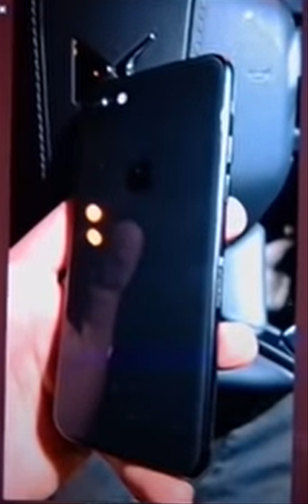 iPhone SE 3、リーク画像