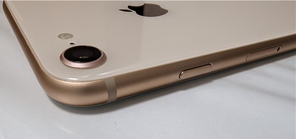 IIJmio、iPhone8、ボタン2