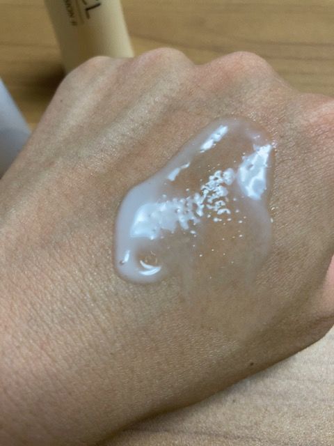 ファンケル エンリッチ 乳液Ⅱ しっとり　塗り伸ばし