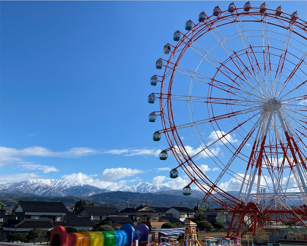 ミラージュランド大観覧車から眺める、海と山 - とやまおでかけ日記