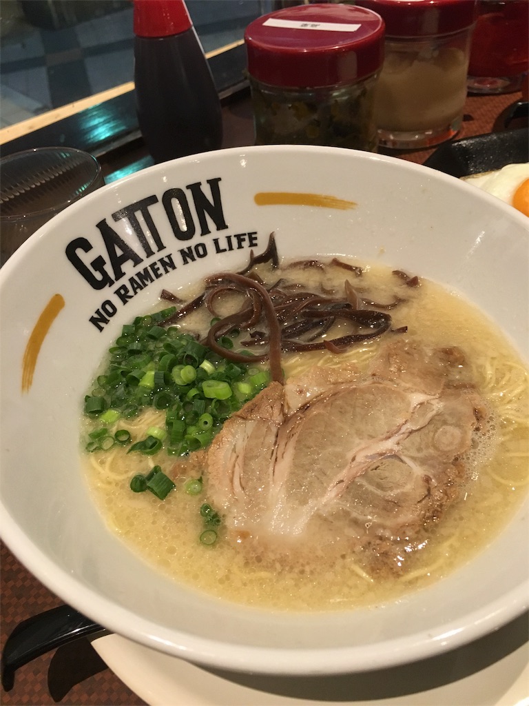 トンコツラーメン