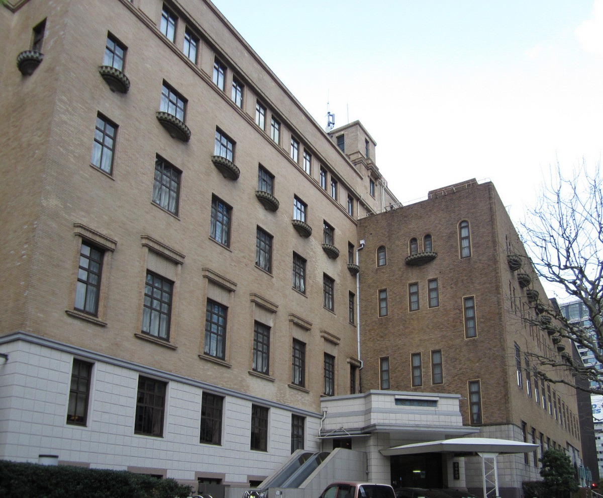 建築散歩！No.28「学士会館」
