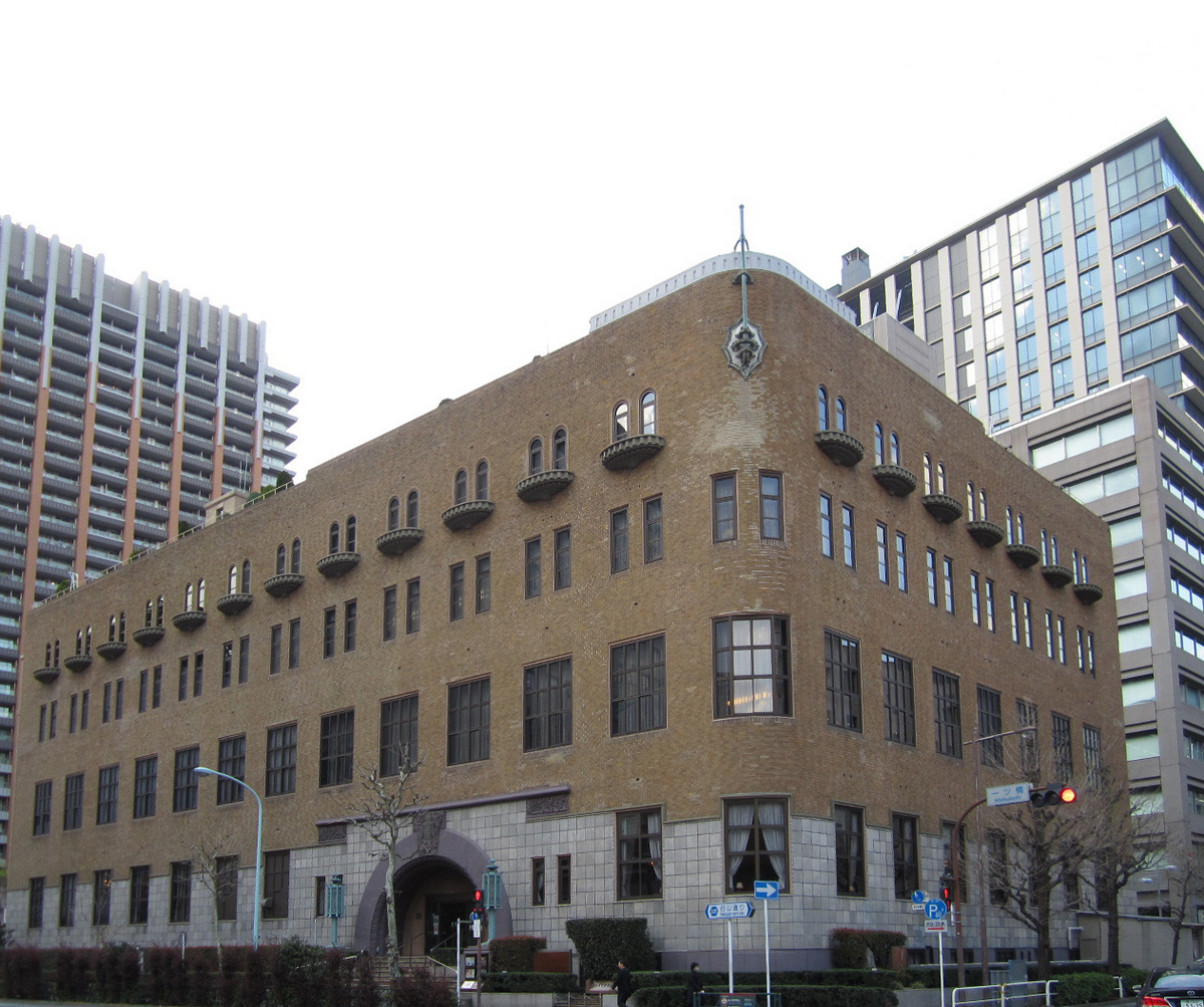 建築散歩！No.28「学士会館」