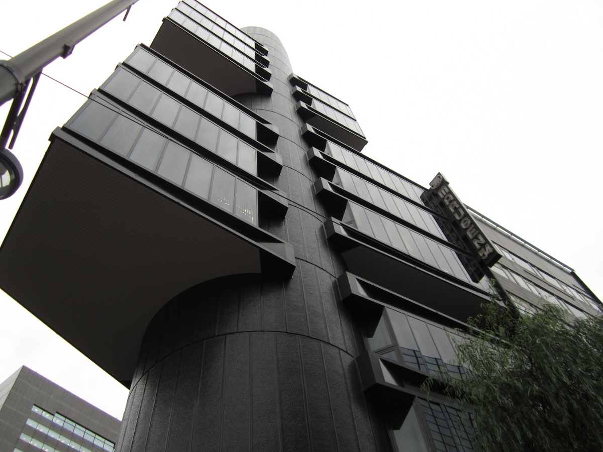 建築散歩！No.47「静岡新聞ビル」