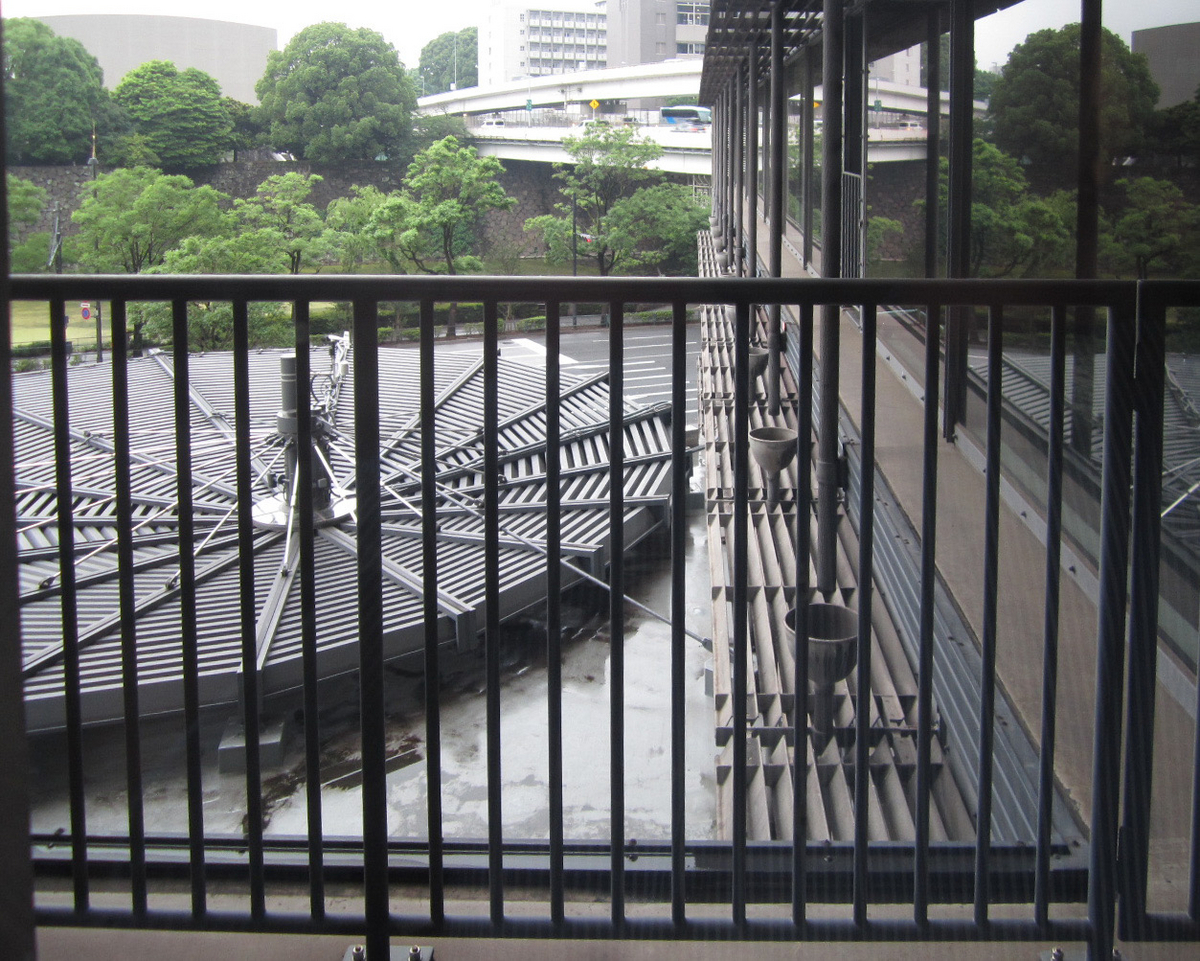 建築散歩!No.48「パレスサイドビル」