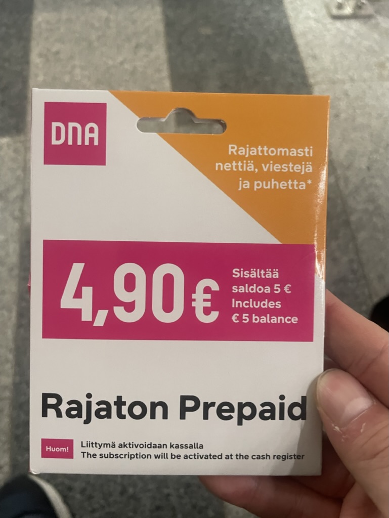 【初心者向けフィンランド旅行情報まとめ】⑥フィンランドでスマホの電波を確保するには?現地SIMカードはどう?