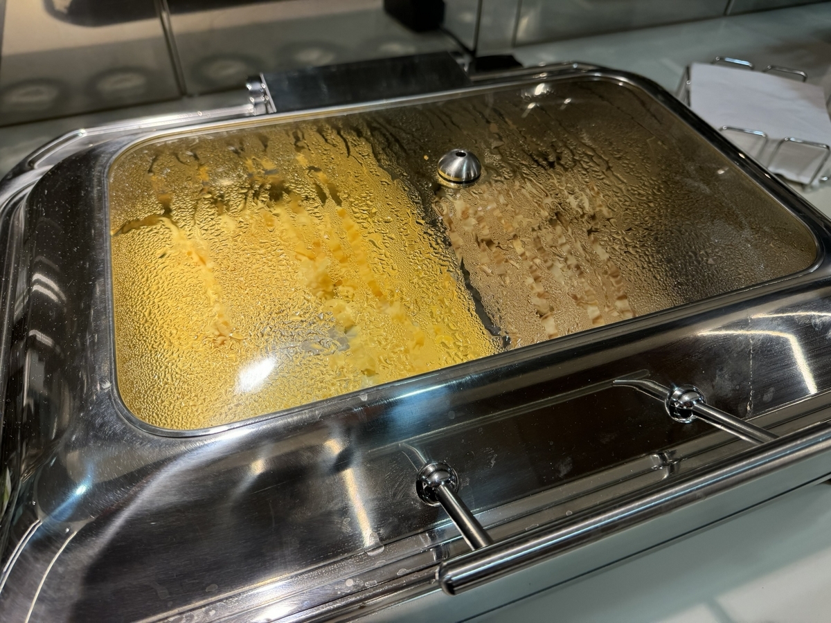 【ケルン・ボン空港プライオリティパス体験談】④The Lounge Koeln-Bonnは快適？シャワーや食事・ドリンクは？