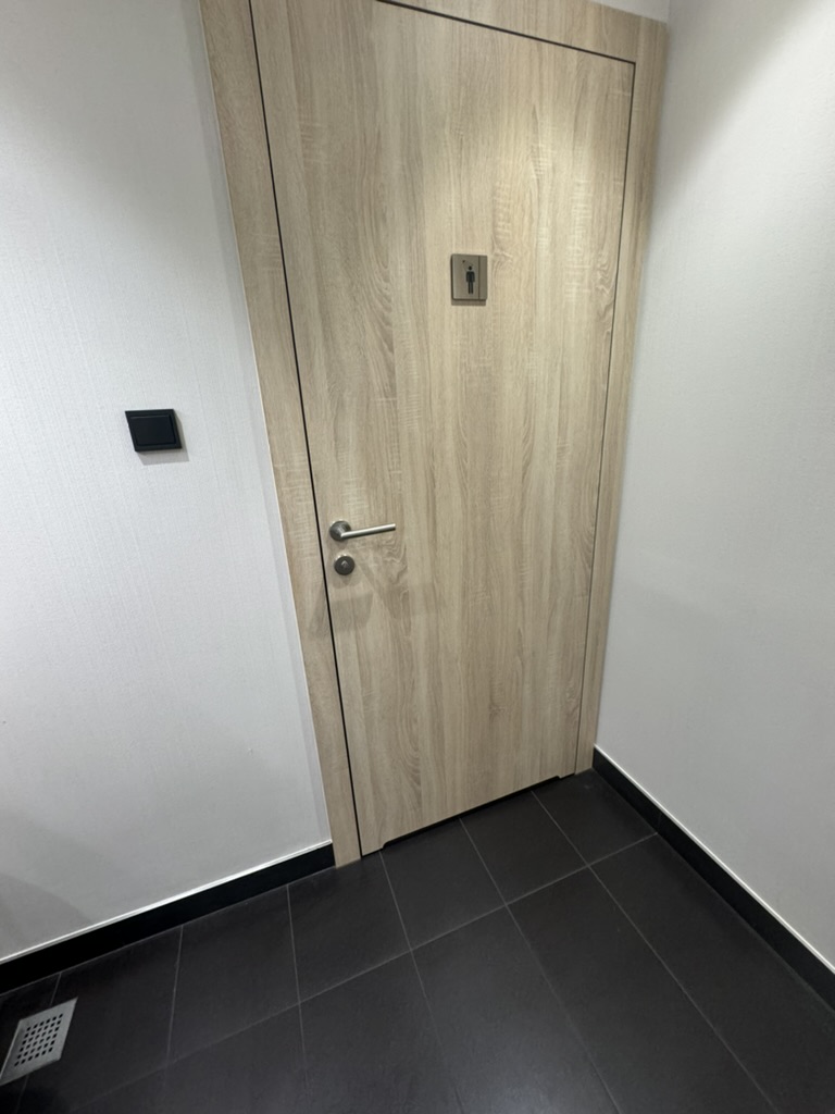 【ワルシャワ・ショパン空港プライオリティパス体験談】⑤Etiuda Executive Loungeは快適？シャワーや食事・ドリンクは？