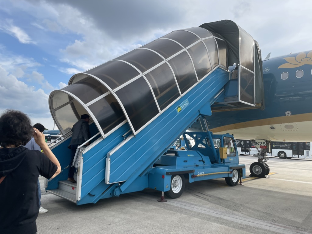 【まとめ】ベトナム航空VN0301/VN0813で成田-ホーチミン-シェムリアップ便を搭乗してどうだったか？海外の航空会社は微妙・・？