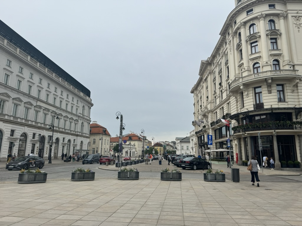 【16:20〜】ロイヤルルートを北上しながら散策