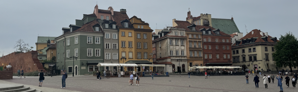 【実録】ワルシャワ半日観光モデルコース! 乗り継ぎ時に世界遺産の旧市街やショパン像、ミルクバーなど名所を効率的に観光するルート紹介