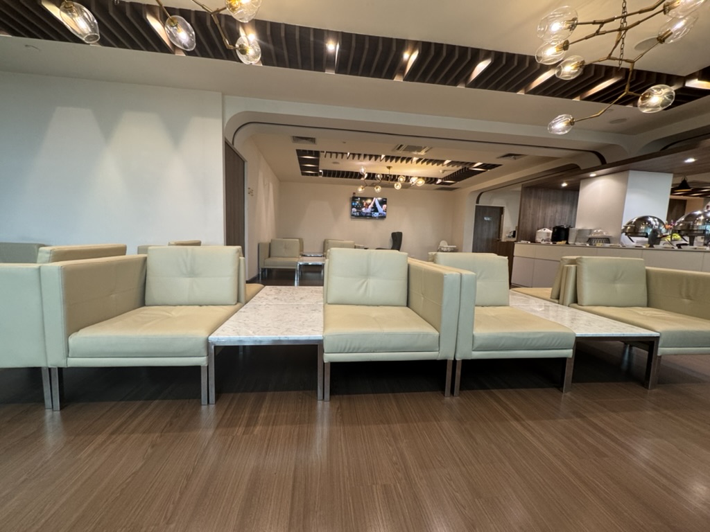 【スワンナプーム空港プライオリティパス体験談】⑤Turkish Airlines Loungeは快適？シャワーや食事・ドリンクは？