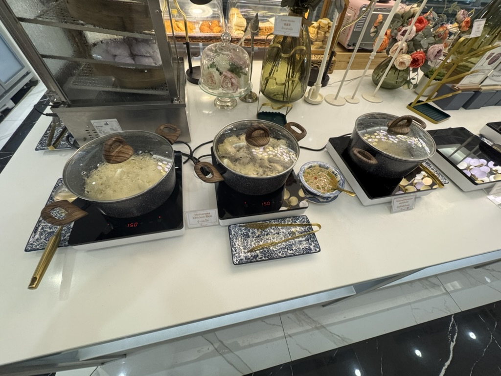 【スワンナプーム空港プライオリティパス体験談】⑥The Coral Finest Business Class Loungeは快適？シャワーや食事・ドリンクは？