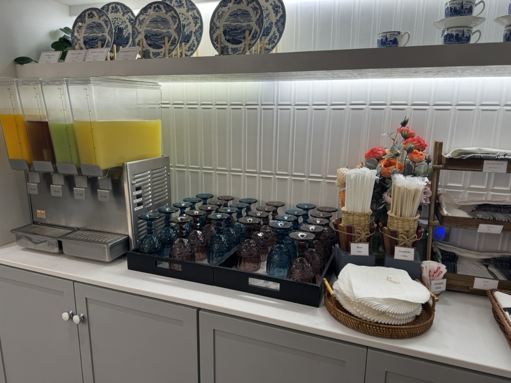 【スワンナプーム空港プライオリティパス体験談】⑥The Coral Finest Business Class Loungeは快適？シャワーや食事・ドリンクは？