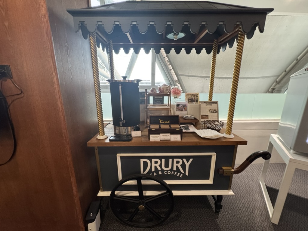 【スワンナプーム空港プライオリティパス体験談】⑥The Coral Finest Business Class Loungeは快適？シャワーや食事・ドリンクは？
