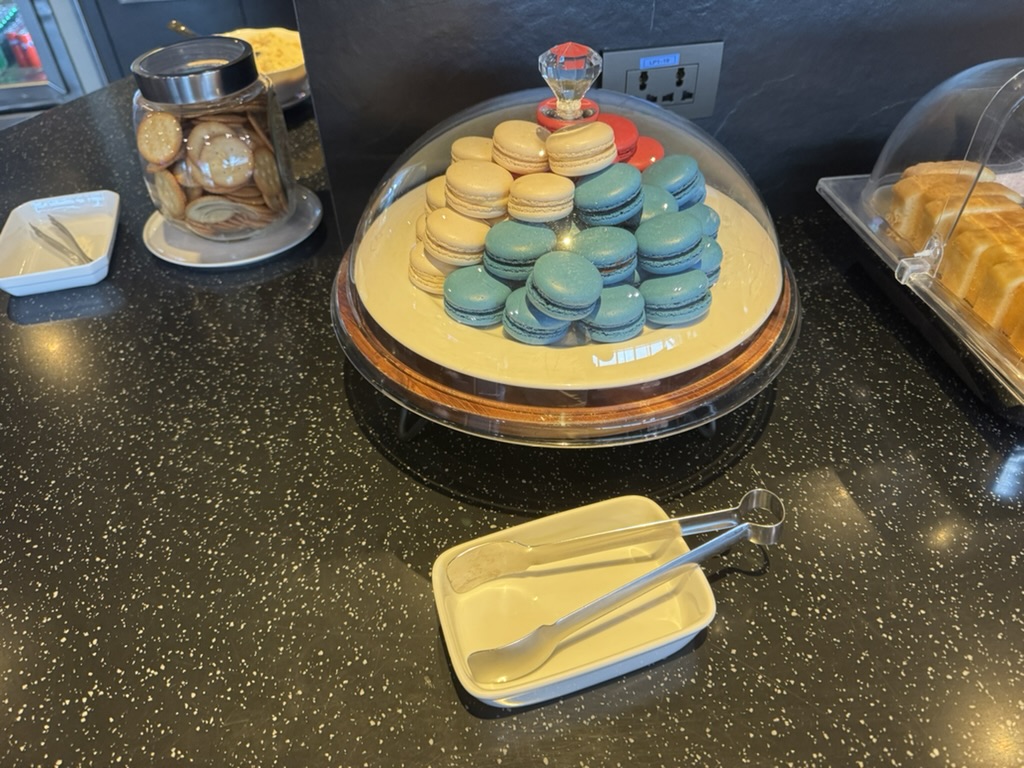 【スワンナプーム空港プライオリティパス体験談】⑦Air France - KLM SkyLoungeは快適？シャワーや食事・ドリンクは？