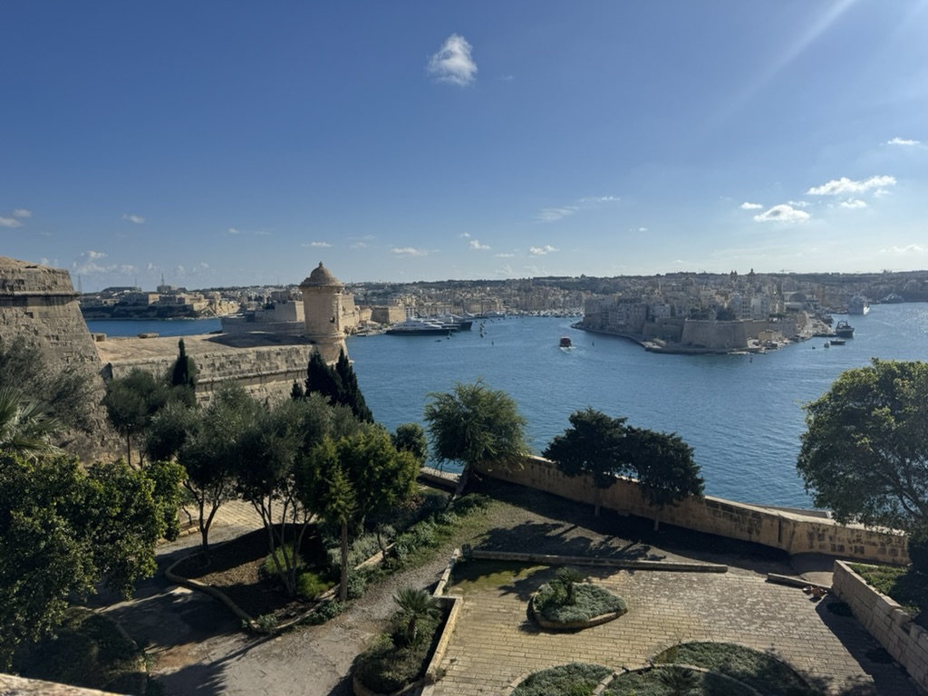 【初めての海外一人旅におすすめ15カ国】②もっと一人旅を楽しみたい人へ|中級者向けのおすすめ国リスト