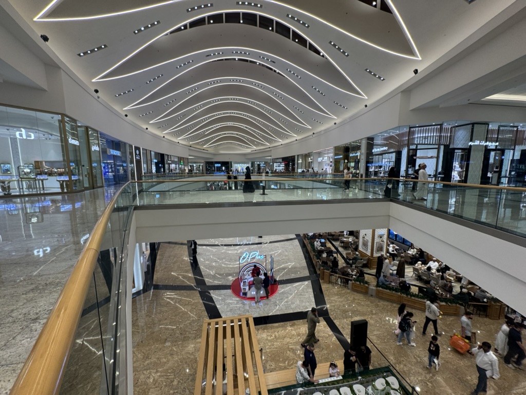 【マスカット1泊2日観光モデルコース】②【1日目】マスカット到着！旧市街とショッピングを楽しむ1日【到着〜夜まで】