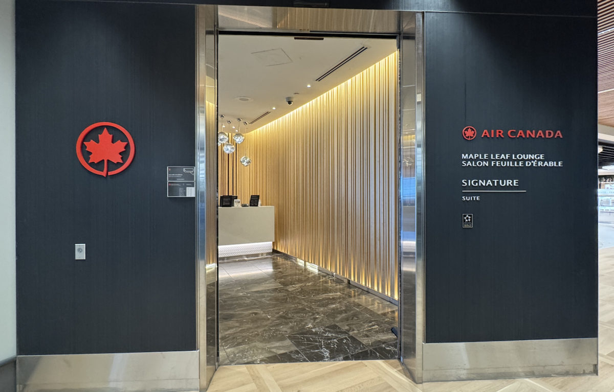 【バンクーバー空港エアカナダラウンジ体験談】④Air Canada Maple Leaf Loungeは快適？シャワーや食事・ドリンクは？