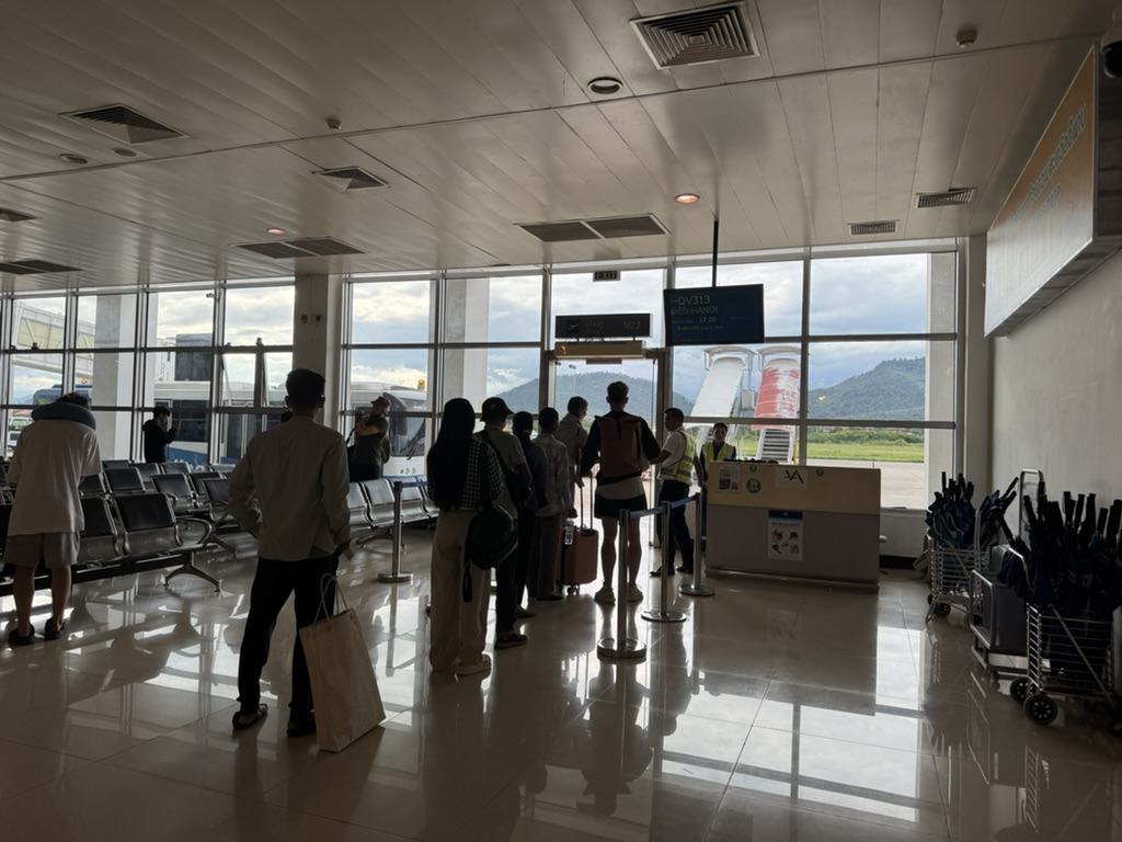 【ラオス国営航空でルアンパバーン−ハノイ便搭乗記】⑤ラオス国営航空でルアンパバーン旅行・乗り継ぎ時に注意することは？