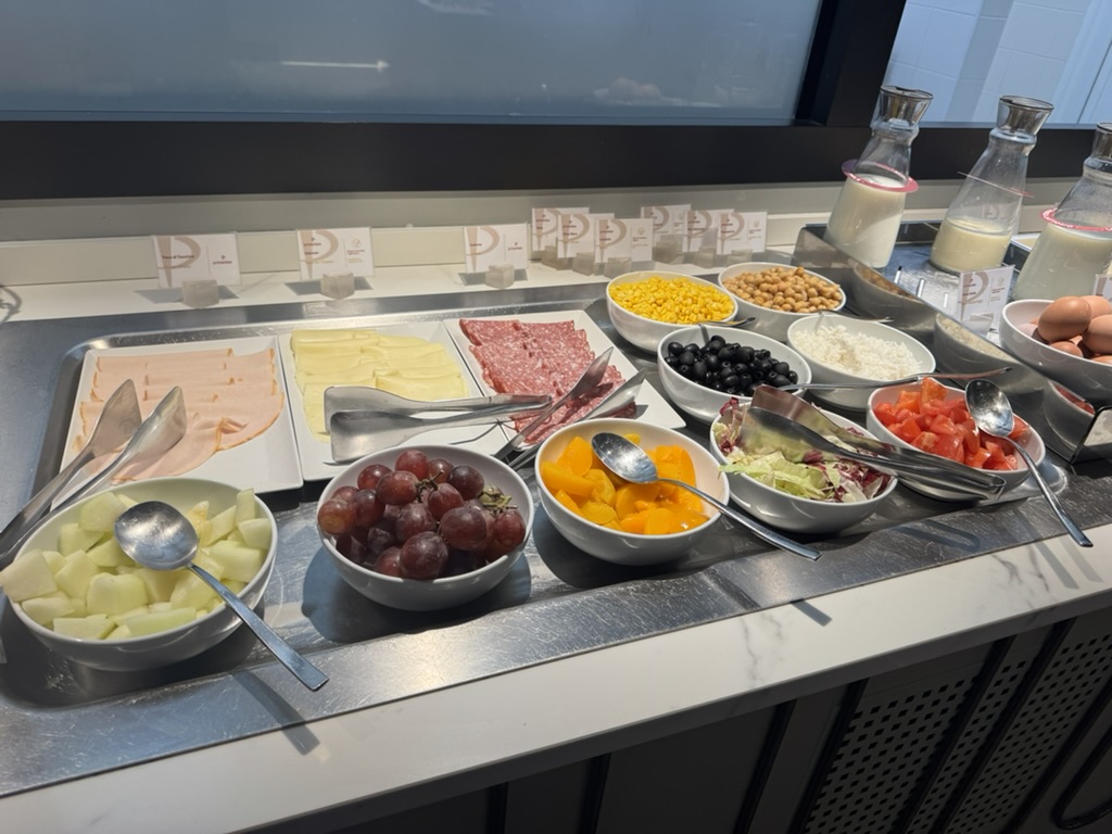 【フィウミチーノ空港T1プライオリティパス体験談】⑤Primeclass Loungeは快適？シャワーや食事・ドリンクは？