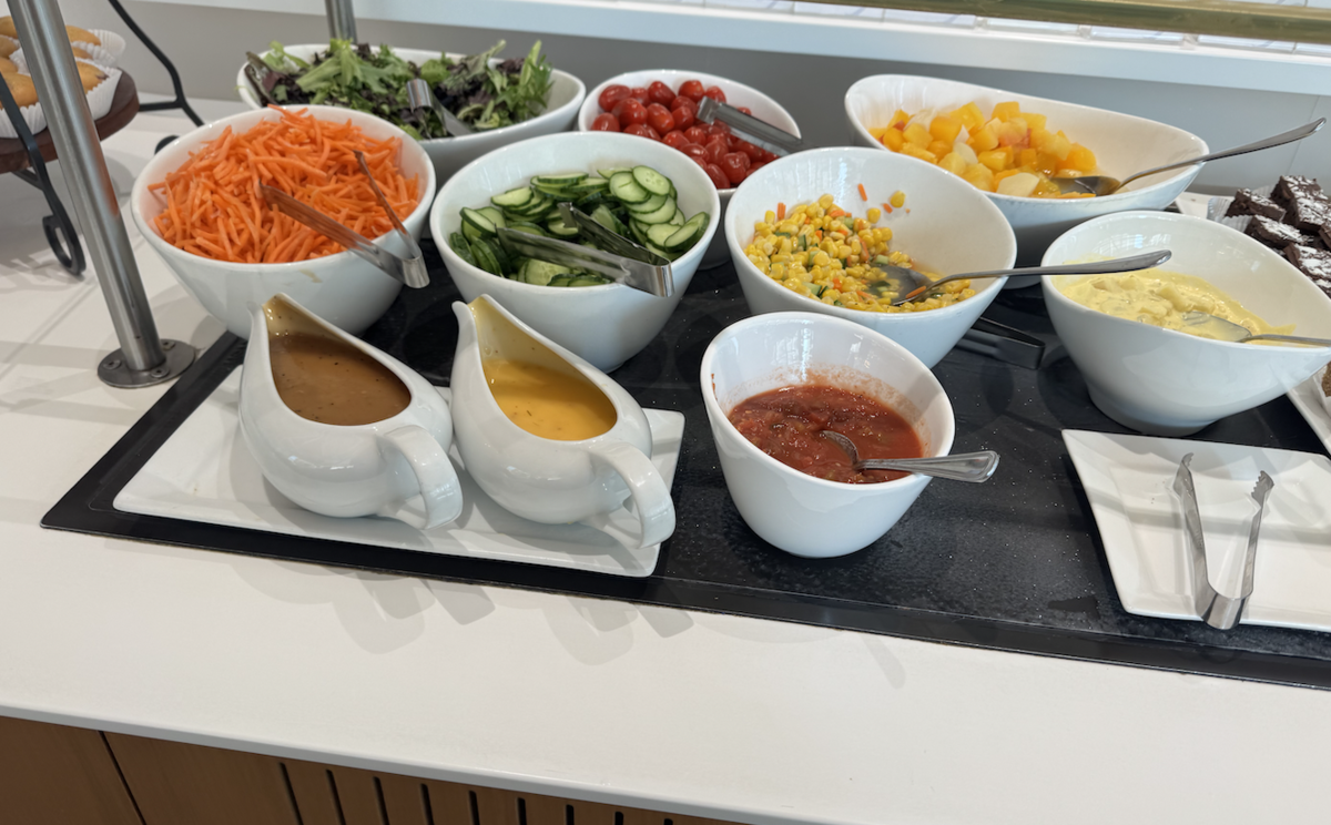 【バンクーバー国際空港プライオリティパス体験談】⑤SkyTeam Loungeは快適？サービス内容や雰囲気は？