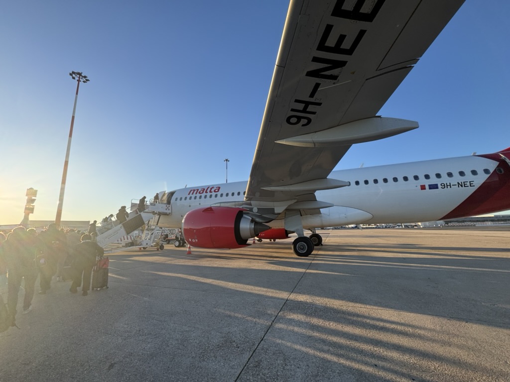 【KMマルタ航空でローマ〜バレッタ便搭乗記】②往路KM613便（ローマ・フィウミチーノ空港〜マルタ国際空港）体験談