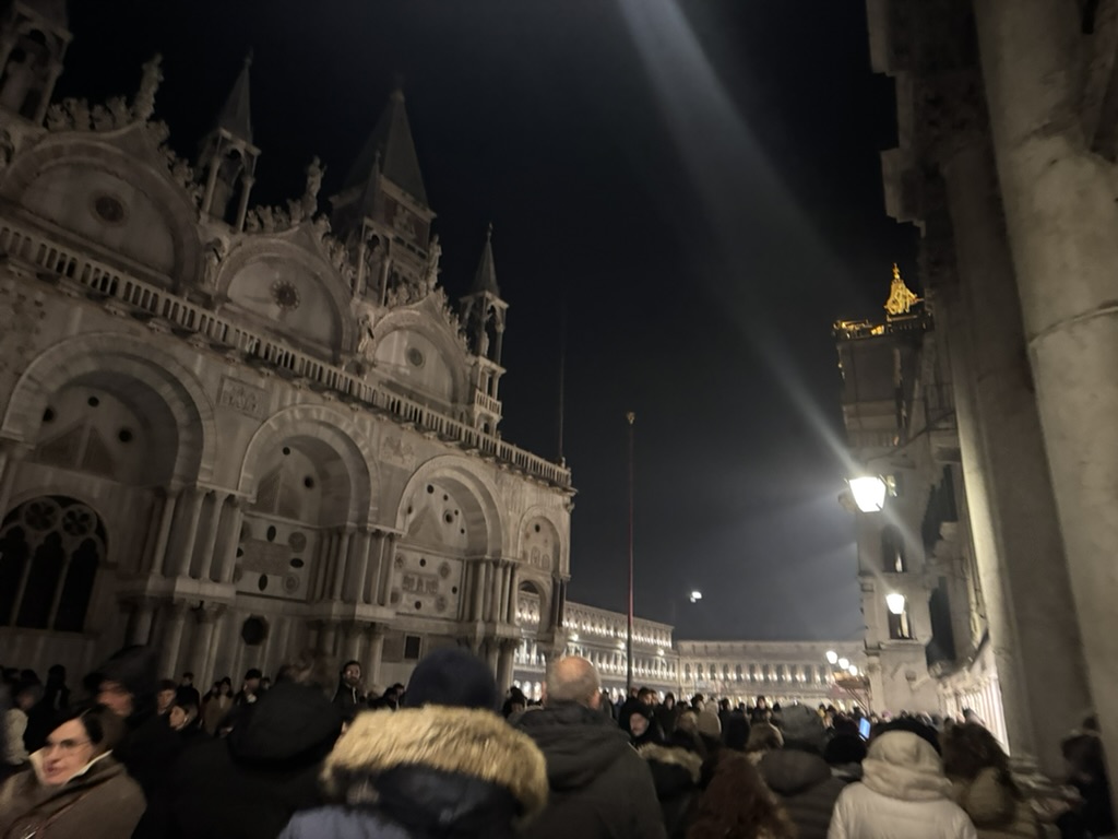 【イタリア・ベネチアで年越し体験談】③ベネチアで年越しカウントダウンを体験は？実際にどうだったか？