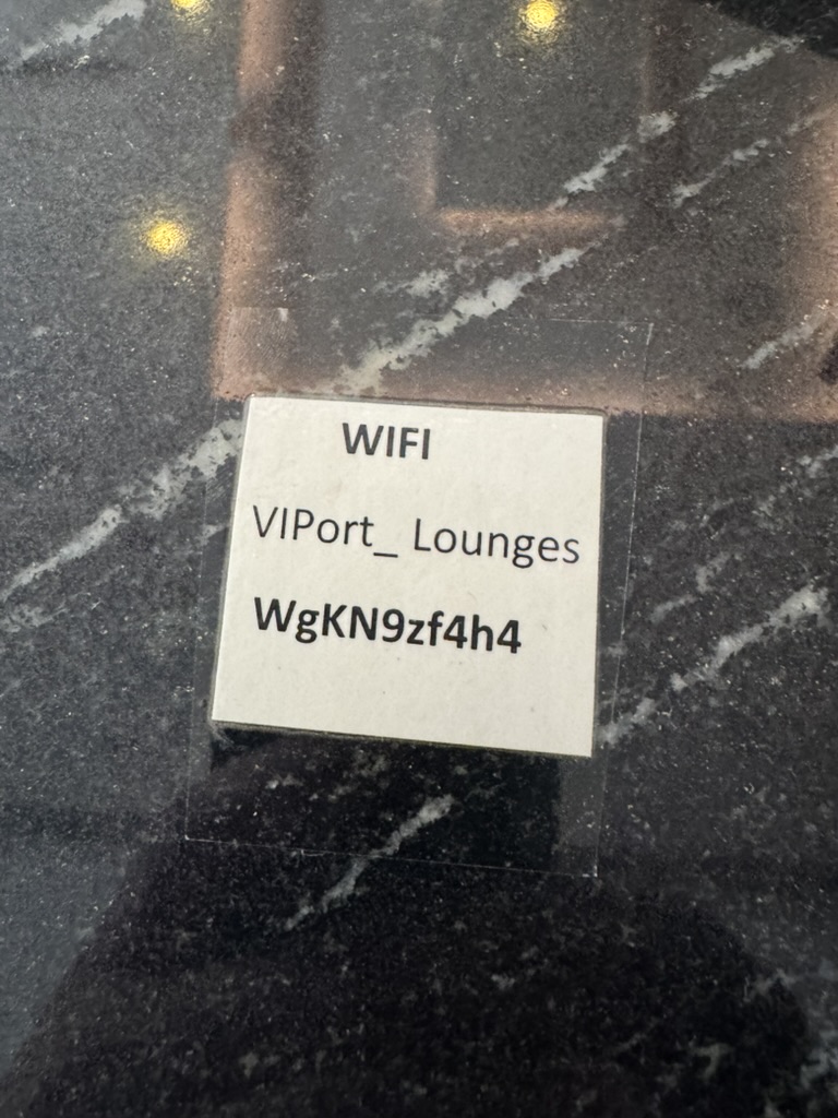 【メキシコシティMEX空港プライオリティパス体験談】④VIPort Loungeは快適？シャワーや食事・ドリンクは？