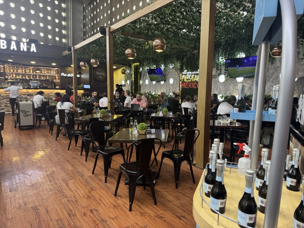 【メキシコシティMEX空港プライオリティパス体験談】⑤Modelo Cocina Urbanaは快適？シャワーや食事・ドリンクは？