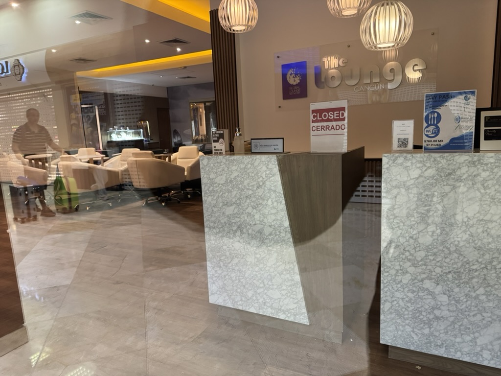 【カンクン空港T2プライオリティパス体験談】④The Lounge Cancunは快適?シャワーや食事・ドリンクは?