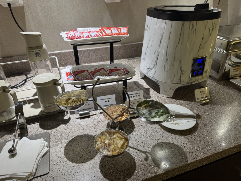 【北京首都空港プライオリティパス体験談】④BGS Premier Loungeは快適？食事・ドリンク・設備は？