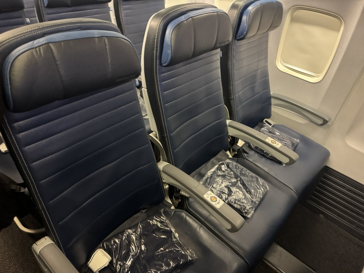 搭乗記】ユナイテッド航空サイパン便の機内食は？成田-サイパン便の